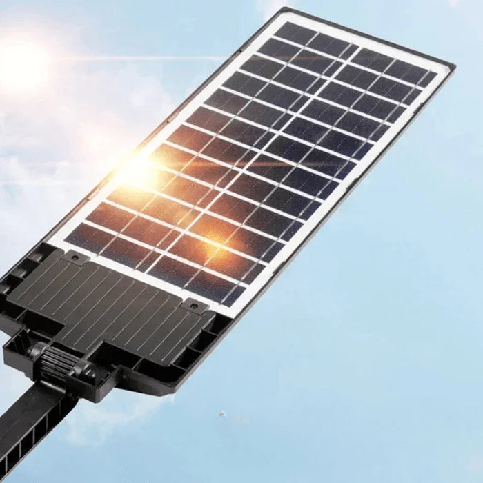 Luminária LED Solar Potência 1000W + Sensor de Presença e Controle Remoto